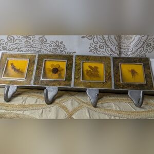 Vtg Silverplated Pressed Flowers In Amber Color Glass 4 Hook Wall Mounted Hanger
